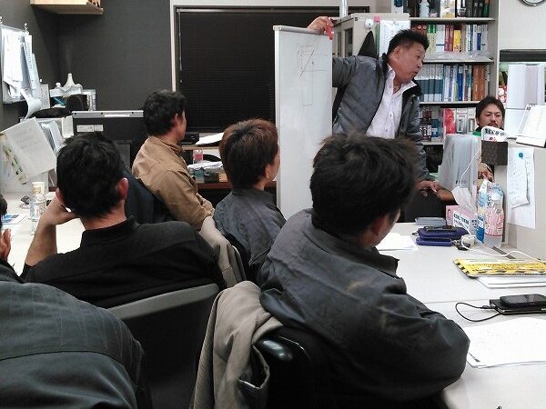 しっかりした教育を受けた社員職人が施工します